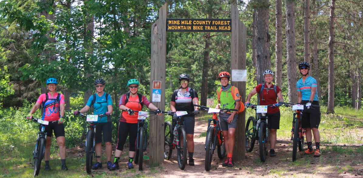Rebecca Tuley with Mountain Biking Group at Nine Mile__Credit Coates