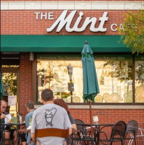 Dining Outside at the Mint Cafe