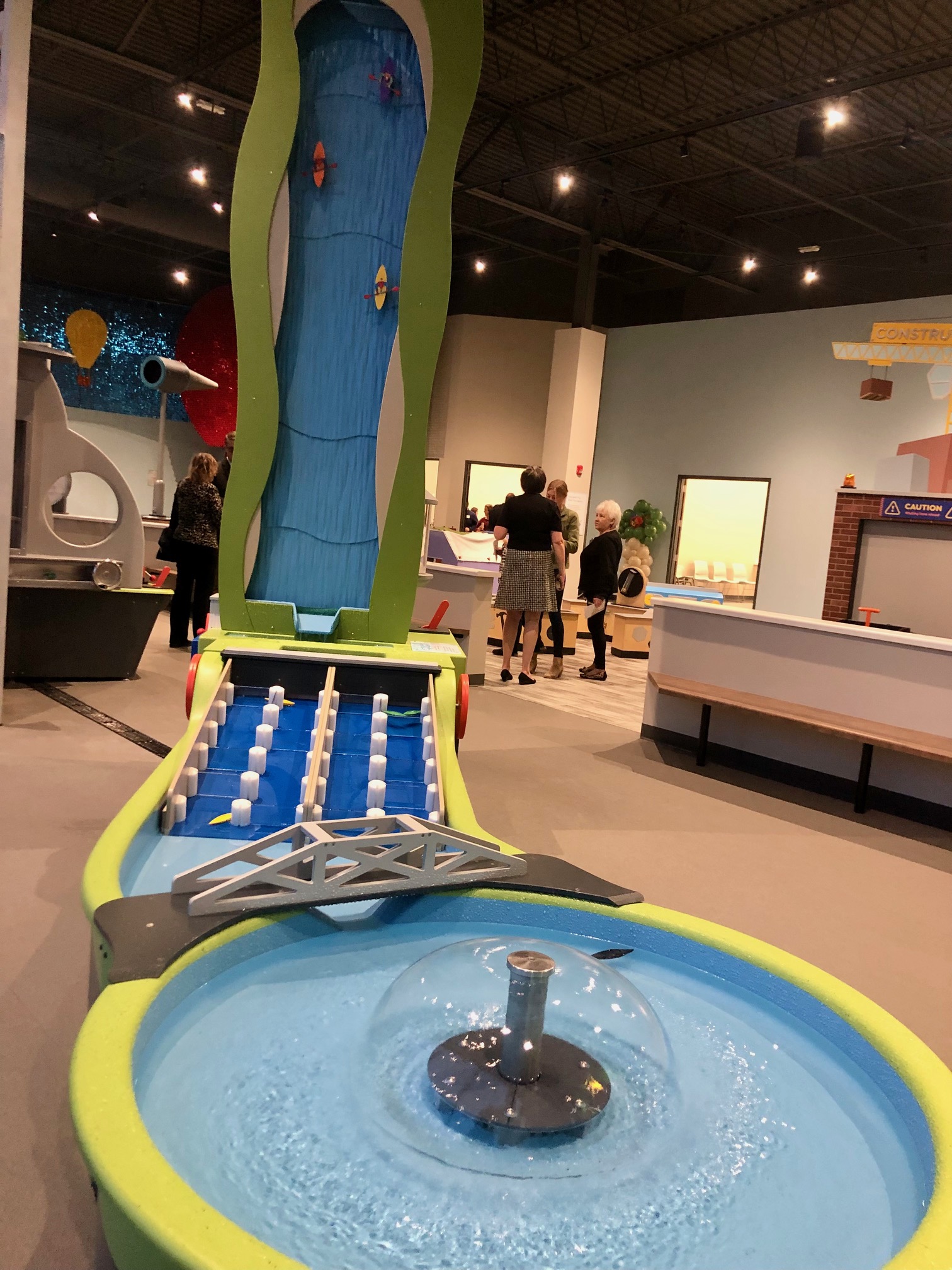 Children's Imaginarium Kayak Water Display